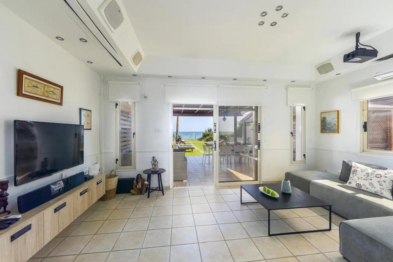 Вилла Beachfront Carpe Diem Кити