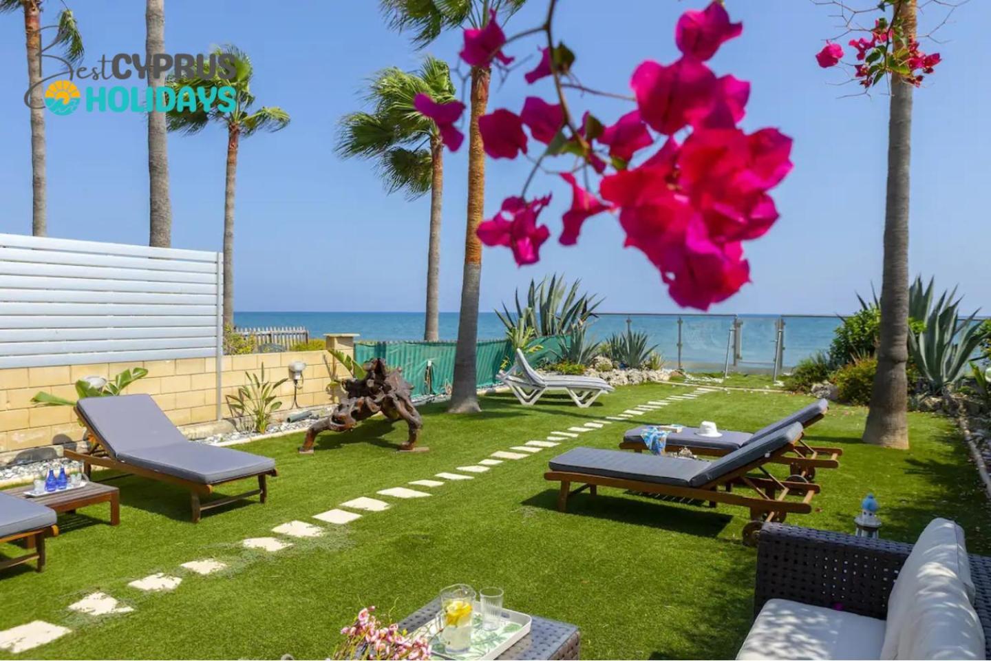 Villa Beachfront Carpe Diem *