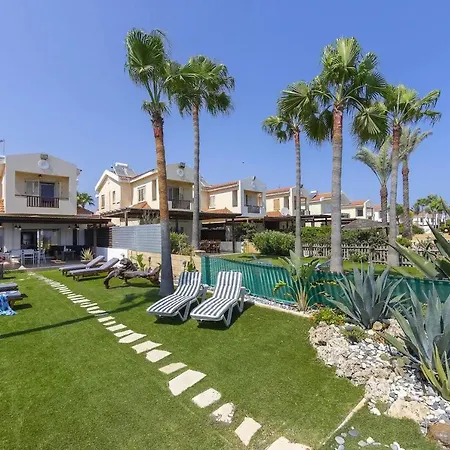 Beachfront Villa Carpe Diem Kiti Exterior photo